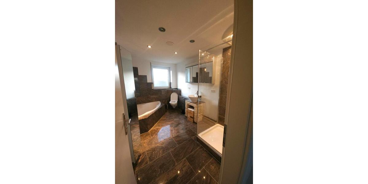 Etagenwohnung Ulm Obertalfingen - 4 Zimmer, 108 m&sup2;, 1.100&euro; | Angebot:26237127