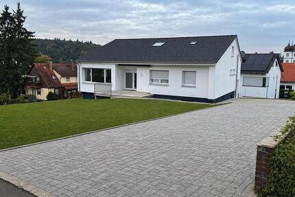 Haus Bernstadt - 10 Zimmer, 270 m&sup2;, 690.000&euro; | Angebot:26692495