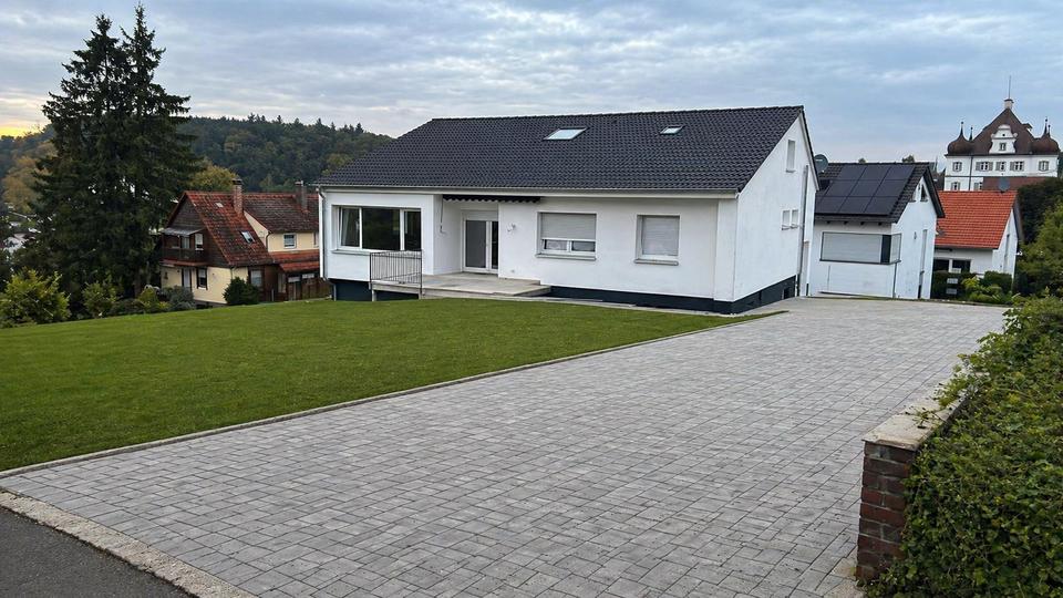 Mehrfamilienhaus, Wohnhaus Bernstadt - 10 Zimmer, 270 m&sup2;, 690.000&euro; | Angebot:26692495