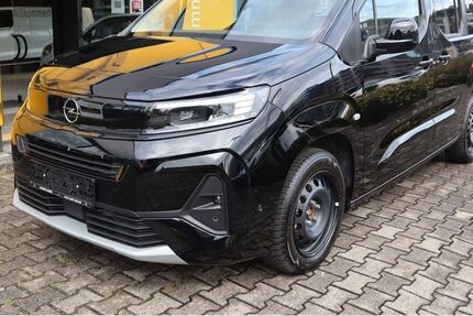 Opel Combo Life 8.300 km 29.480 &euro; Ulm 89073