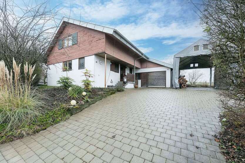 Haus zum Kaufen in Schnürpflingen 435.000 € 153 m²
