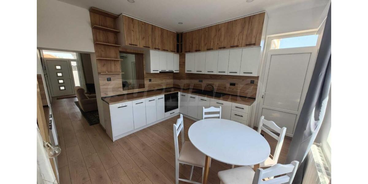 Villa Ulm Obertalfingen - 7 Zimmer, 109 m&sup2;, 999&euro; | Angebot:26151066