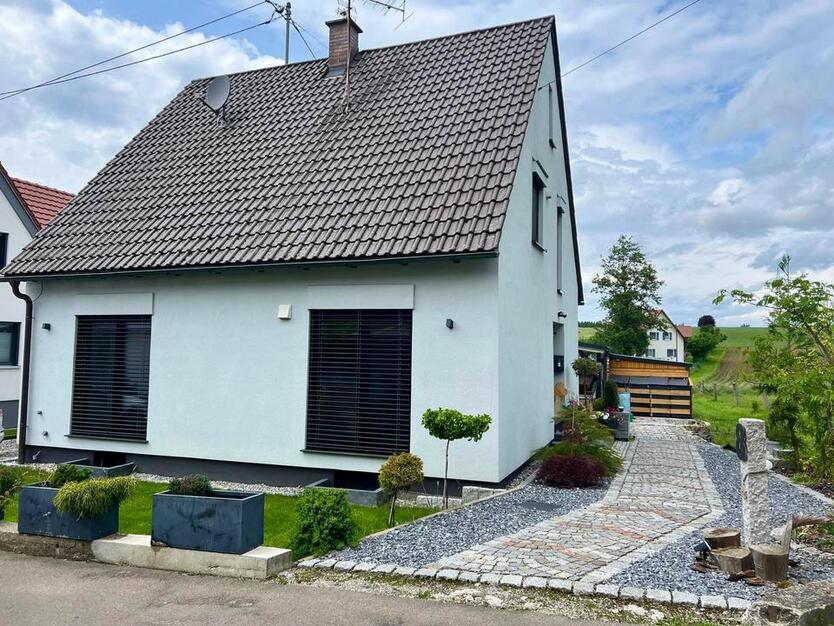Einfamilienhaus mit Komfort – am ruhigen Ortsrand mit Weitblick