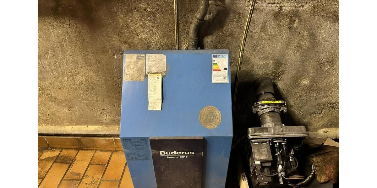 Mehrfamilienhaus, Wohnhaus Ichenhausen - 15 Zimmer, 352 m&sup2;, 979.000&euro; | Angebot:25057582