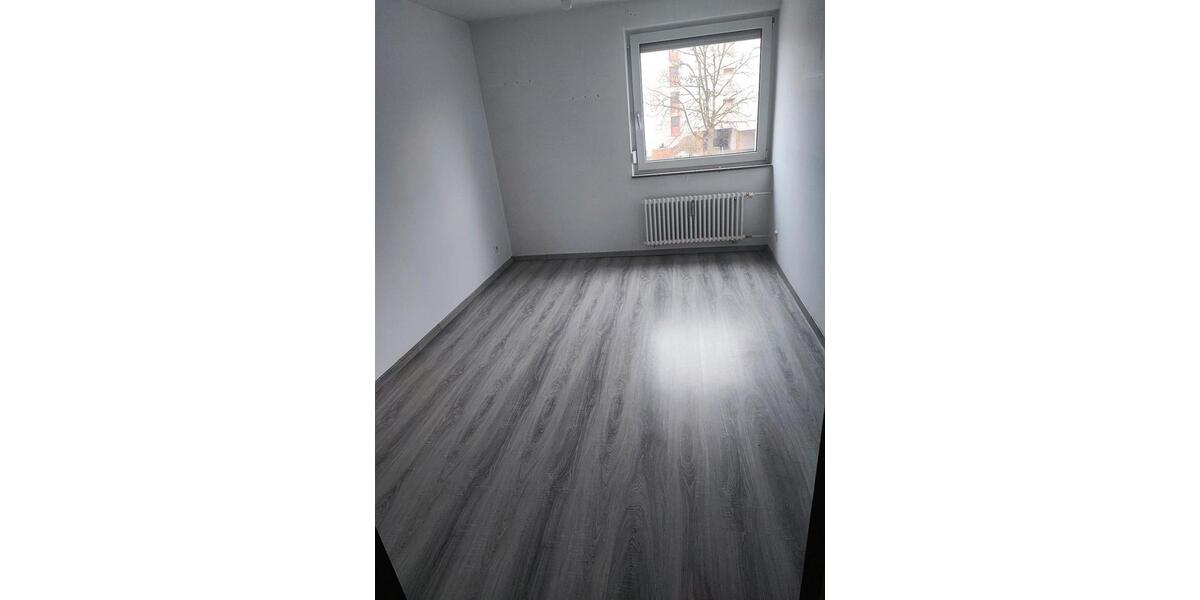 Etagenwohnung Ulm Söflingen - 4 Zimmer, 105 m&sup2;, 490&euro; | Angebot:26326701