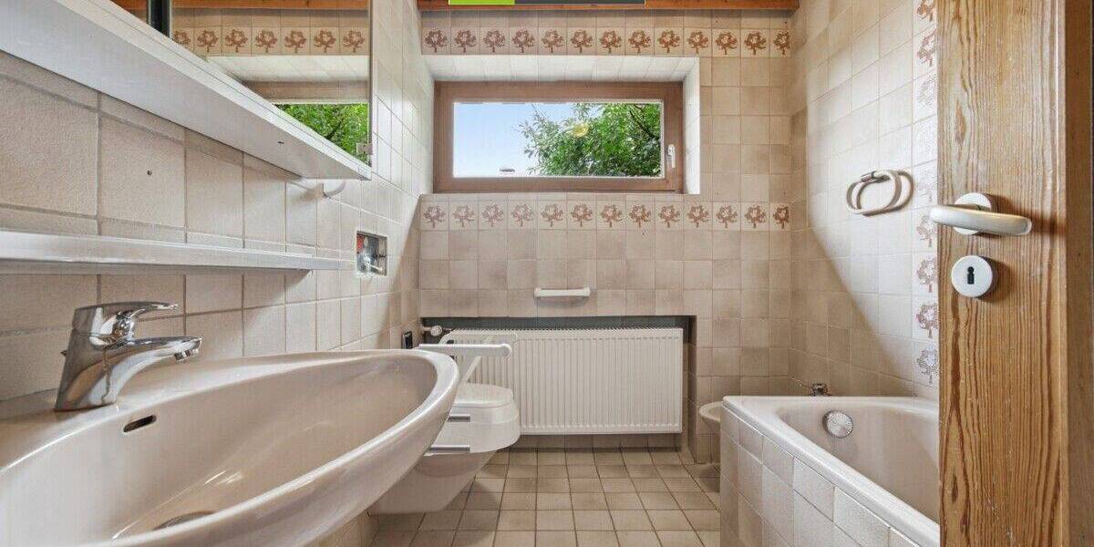 Mehrfamilienhaus, Wohnhaus Neu-Ulm Pfuhl - 6 Zimmer, 199 m&sup2;, 649.000&euro; | Angebot:26891753