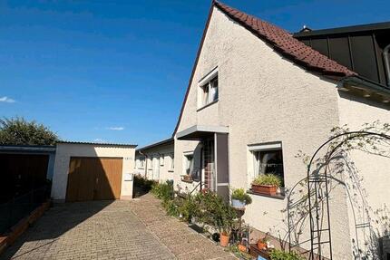 Haus Ulm Donautal - 10 Zimmer, 279 m&sup2;, 649.000&euro; | Angebot:24574567