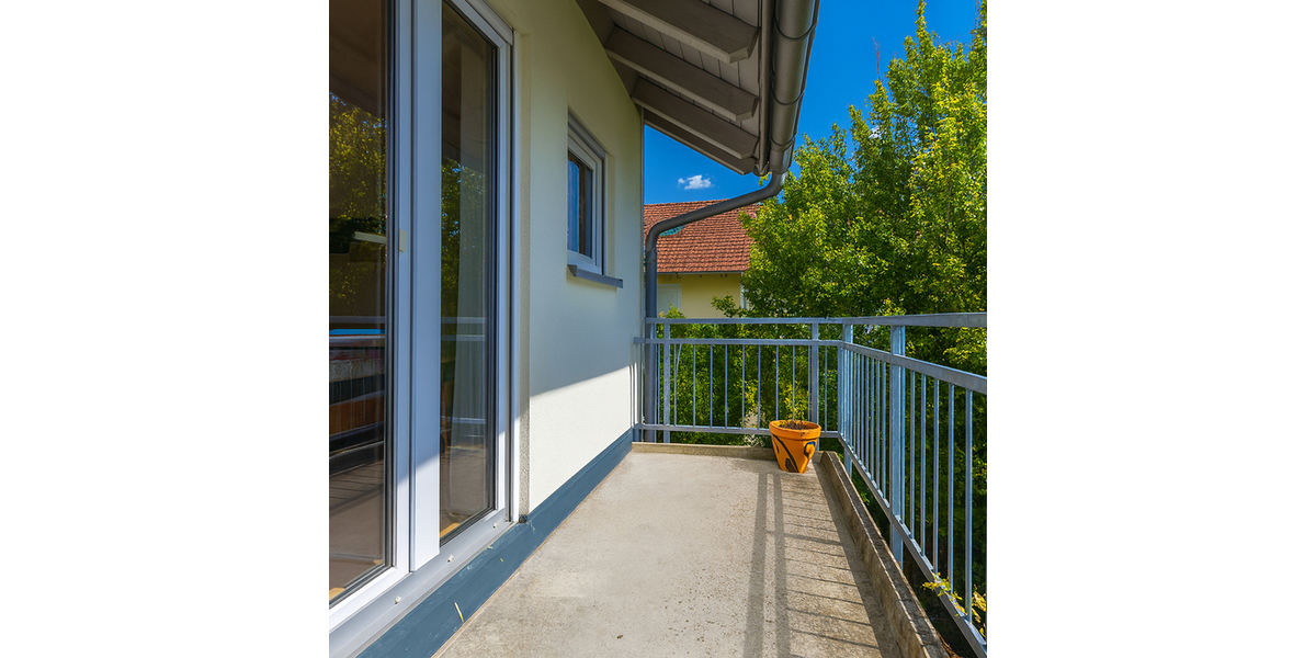 Ruhig wohnen, zentral leben – Reiheneckhaus mit Wohlfühlcharakter 4.5 zimmer