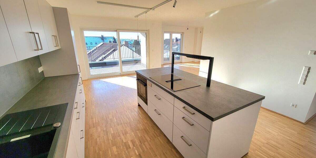 +++NU-Burlafingen, 3-Zi.-Penthouse, 137,09 m² Wfl., Aufzug in die Wohnung, Küche, 2 TG-Stpl.+++ 3 zimmer