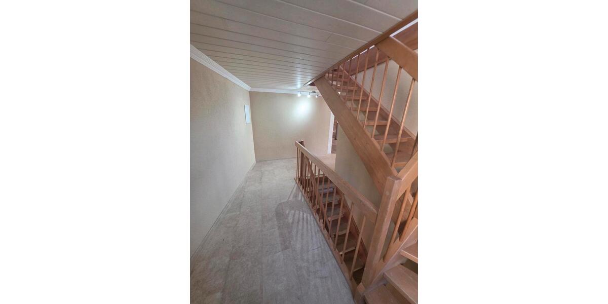 Einfamilienhaus Breitingen - 5 Zimmer, 90 m&sup2;, 165.000&euro; | Angebot:27050170