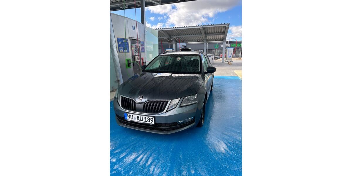 Skoda Octavia 175.000 km 15.500 &euro; Illertissen 89257