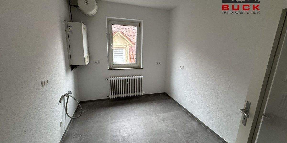 Frisch renovierte und sofort verfügbare 4-Zimmer-Wohnung gesucht? 4 zimmer