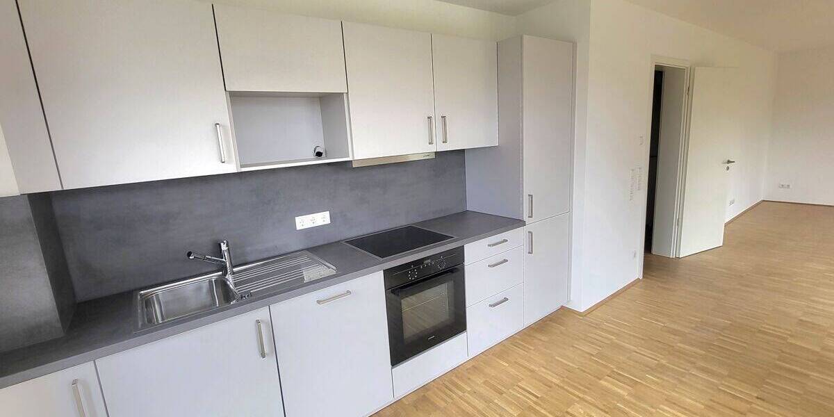 +++NU-Burlafingen, 3-Zi.-Mietwohnung, 89,51 m² Wfl., EG, großer Garten, Küche, 2 TG-Stpl.+++ 3 zimmer