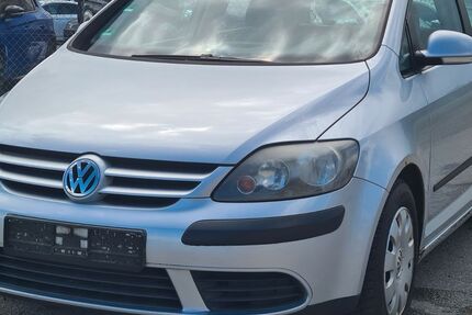 VW Golf 180.557 km 800 &euro; Schemmerhofen 88433