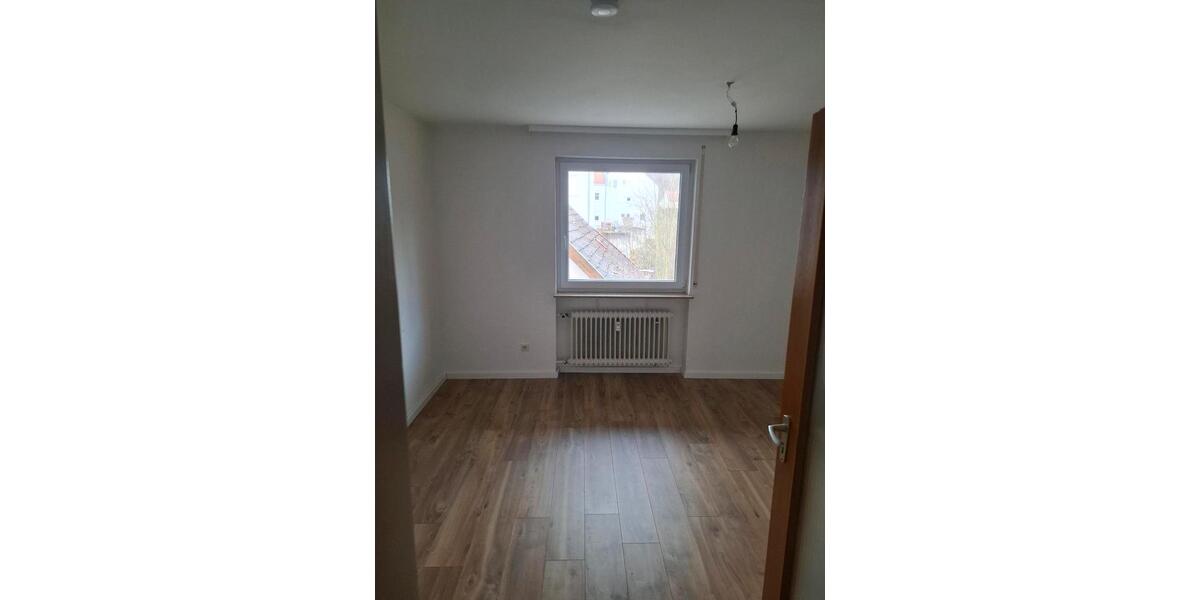 Etagenwohnung Ulm Obertalfingen - 3 Zimmer, 80 m&sup2;, 1.230&euro; | Angebot:25237193