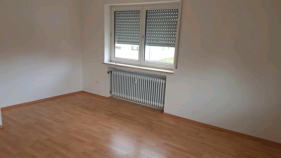Etagenwohnung Rammingen - 5 Zimmer, 110 m&sup2;, 900&euro; | Angebot:26415180
