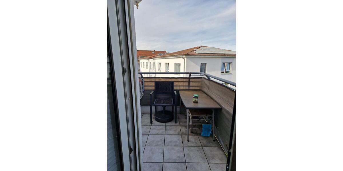 Provisionsfrei* Charmante 3 Zimmer Maisonette Dachgeschosswohnung mit Balkon & TG Stellplatz in Illertissen - Maisonettenwohnung Illertissen | Angebot:26594410