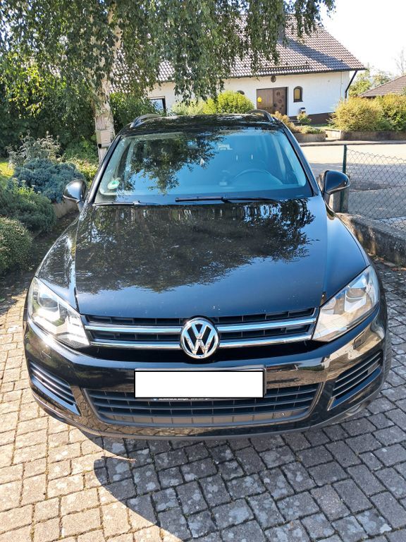 VW Touareg 274.000 km 12.900 € Kammeltal 89358