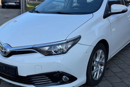 Toyota Auris 318.500 km 6.999 &euro; Nersingen/Straß 89278