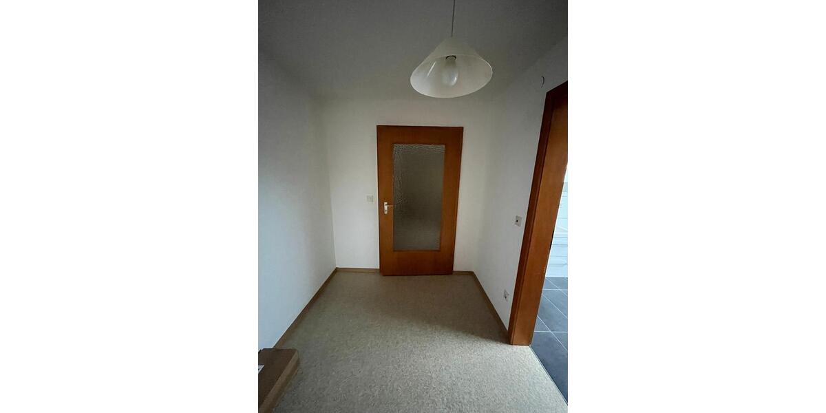 Gepflegte 2,5 Zimmer-DG-Wohnung in zentraler Lage in Illertissen 2.5 zimmer