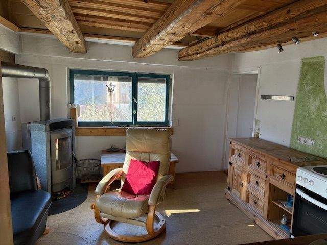 Verzauberndes Hexenhäuschen auf der Schwäbischen Alb - voller Charme, Geschichte und Potenzial 3 zimmer