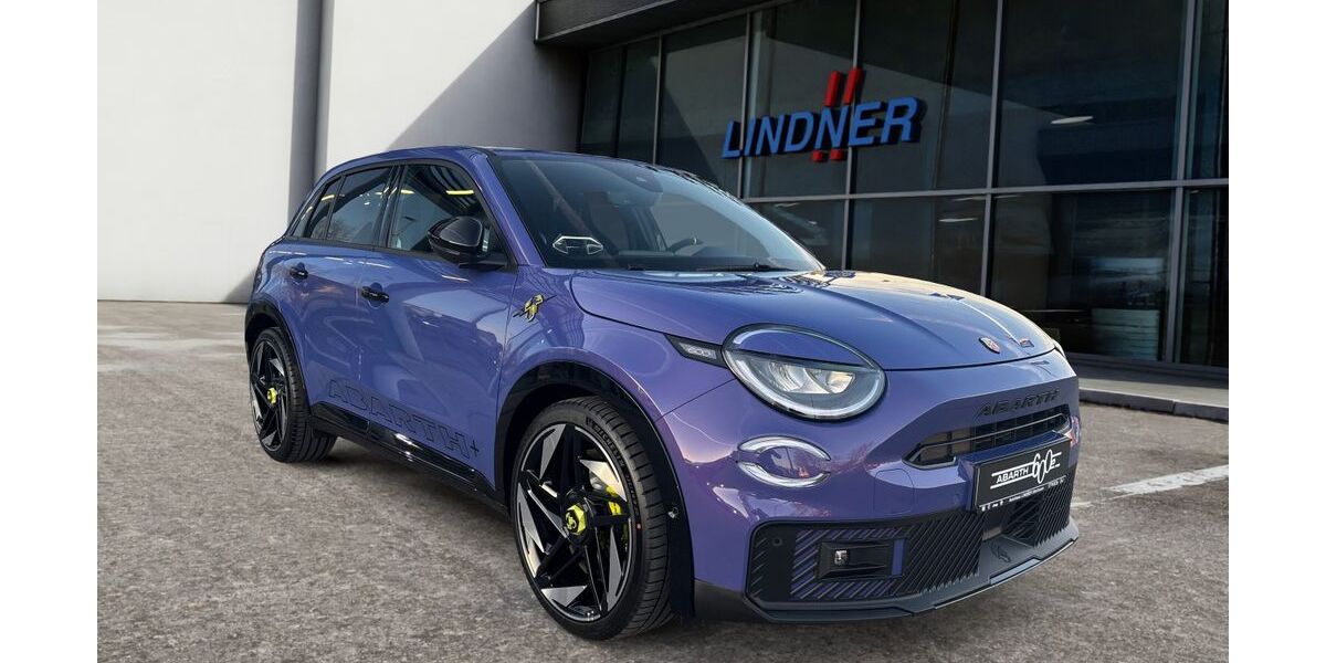 Abarth 600e 1.500 km 43.990 &euro; Illertissen 89257