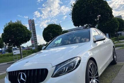 Mercedes-Benz C 250 228.000 km 17.100 € Ulm 89075