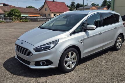 Ford S-Max 225.768 km 9.490 &euro; Weißenhorn 89264