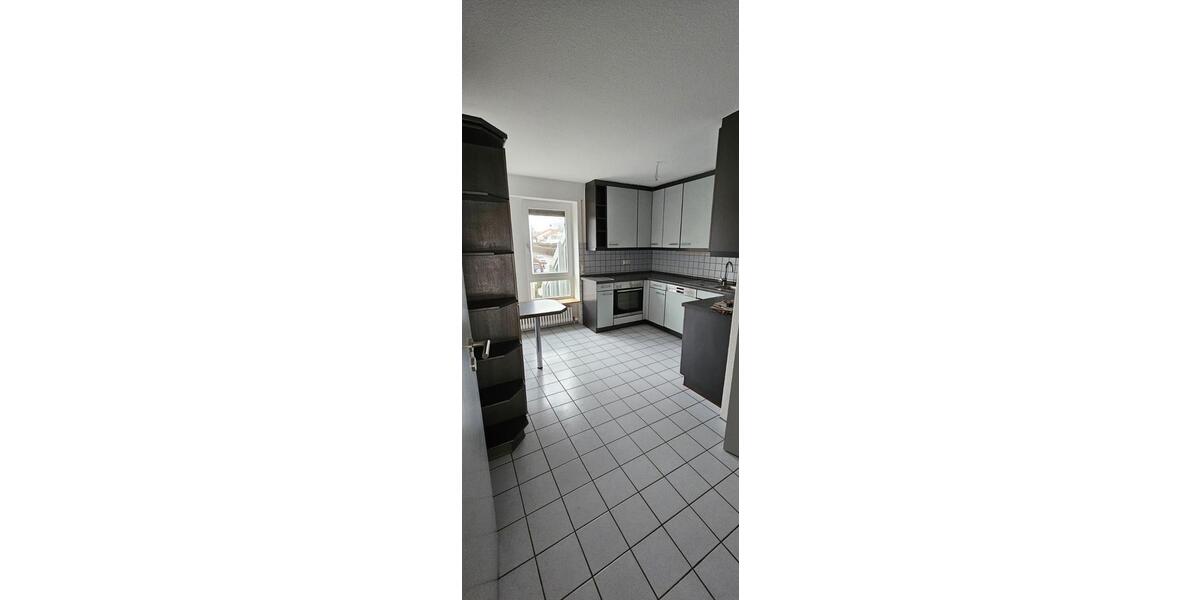 Etagenwohnung Ulm Söflingen - 2 Zimmer, 85 m&sup2;, 1.270&euro; | Angebot:25223789