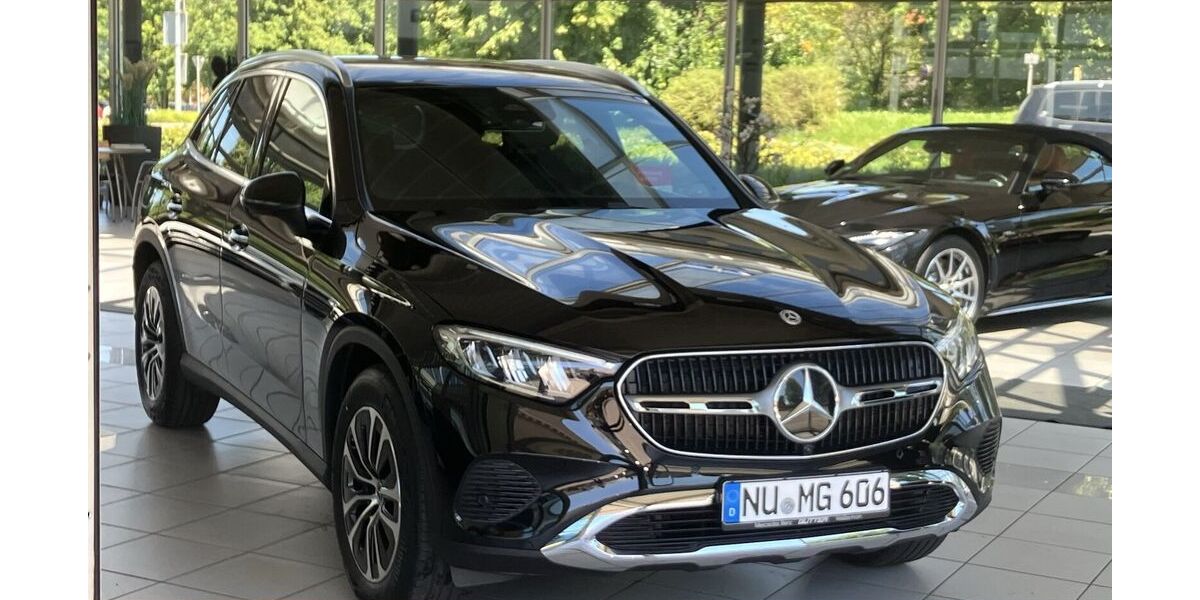 Mercedes-Benz GLC 220 8.500 km 60.500 € Weißenhorn 89264