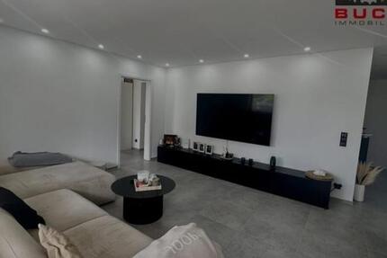 Moderne, kernsanierte Stadtwohnung mit Balkon Provision Frei !!! 3.5 zimmer