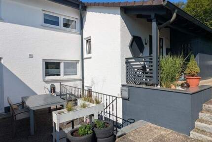 2-Familienhaus mit Einliegerwohnung 7 zimmer