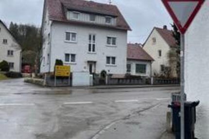 Haus Blaustein - 10 Zimmer, 220 m&sup2;, 599.000&euro; | Angebot:27197661