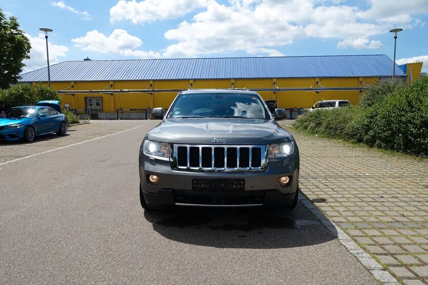 Jeep Grand Cherokee 199.000 km 9.400 € Neu-Ulm 89231