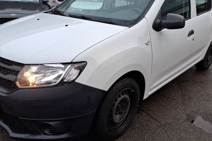Dacia Sandero 133.000 km 3.890 &euro; Neu-Ulm 89231