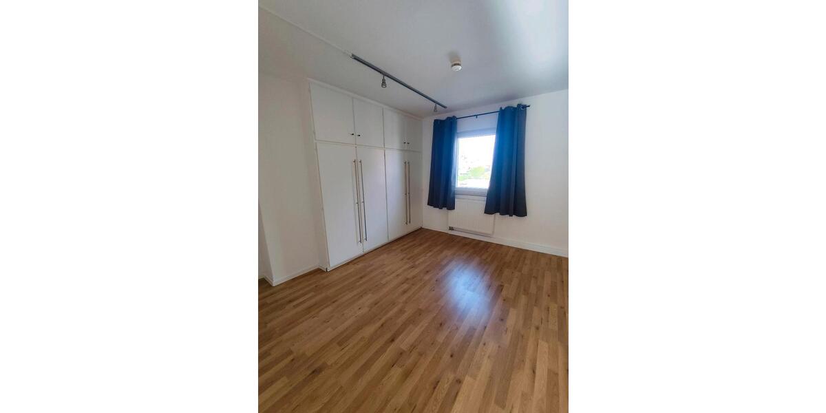 Etagenwohnung Günzburg - 4 Zimmer, 93 m&sup2;, 295.000&euro; | Angebot:26580225