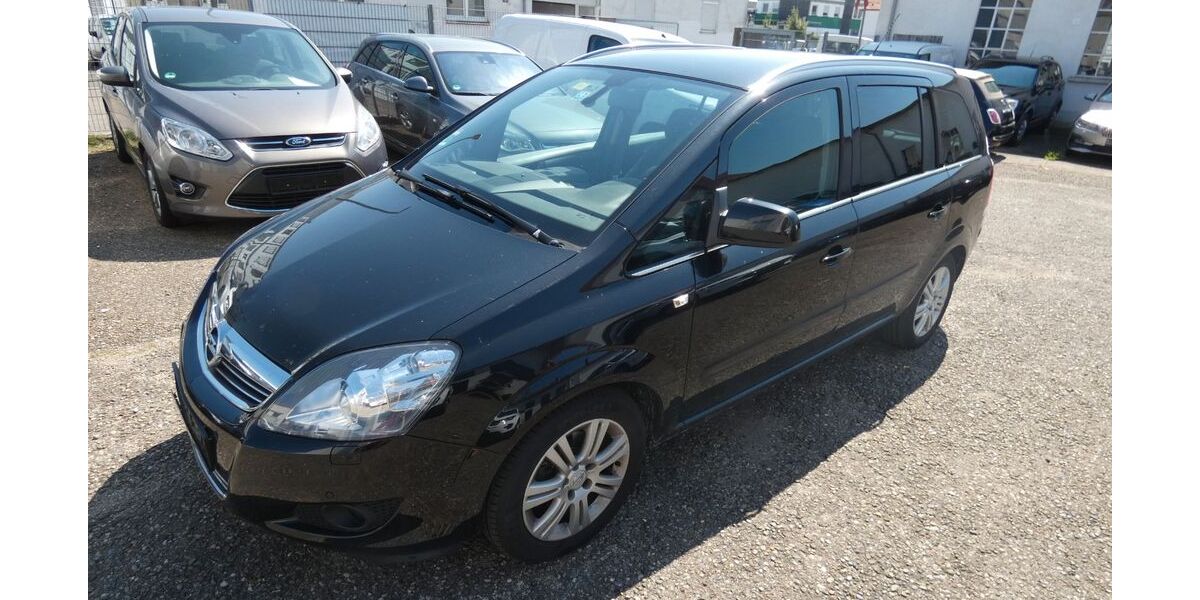 Opel Zafira 144.000 km 5.990 &euro; Neu-Ulm 89231