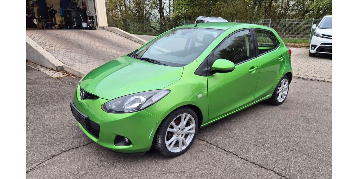 Mazda 2 113.000 km 1.990 &euro; Mietingen 88487