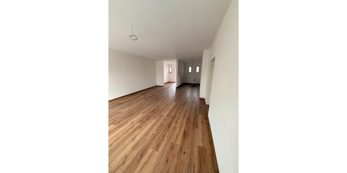 2-Zimmer-Wohnung nach kompletter Renovierung 2 zimmer