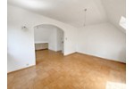 ab sofort verfügbar - Sanierungsbedürftige 3,5-Zimmer-Wohnung mit Ausbaupotenzial im Dachgeschoss - Dachgeschoßwohnung Ulm Obertalfingen | Angebot:27284711