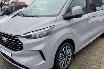 Ford Tourneo Custom 13.200 km 54.990 € Pfaffenhofen 89284