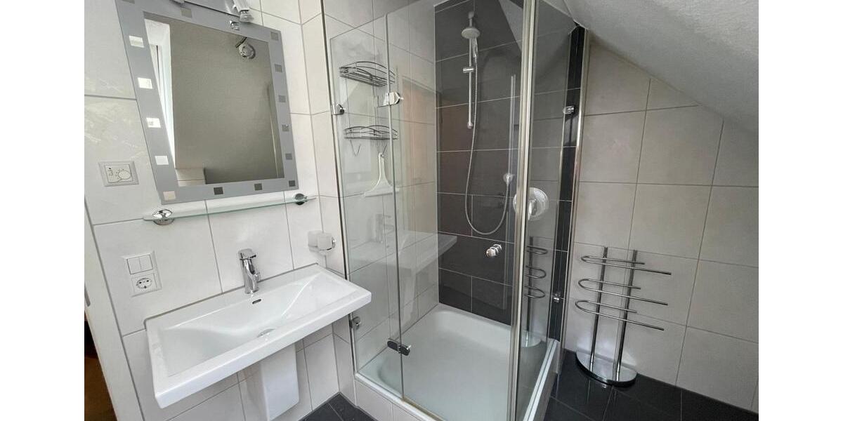 Etagenwohnung Neu-Ulm Ludwigsfeld - 3.5 Zimmer, 90 m&sup2;, 1.200&euro; | Angebot:26534444
