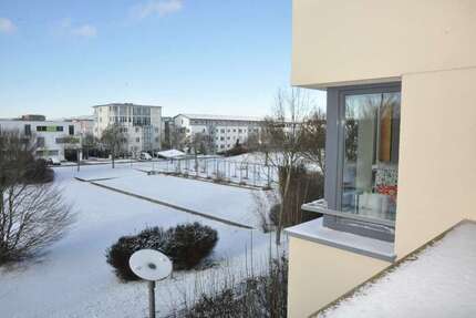 Haus zum Kaufen in Neu-Ulm 1.230.000 € 280 m² 9 zimmer