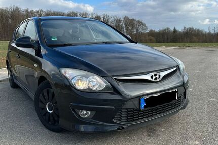 Hyundai i30 203.000 km 2.000 &euro; ulm 89073