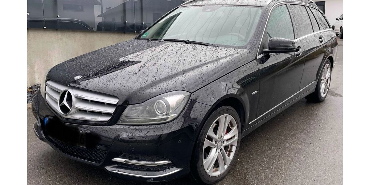 Mercedes-Benz C 250 136.000 km 11.900 € Ehingen 89584