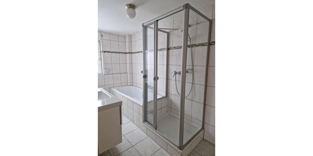 Dachgeschoßwohnung Ulm Donautal - 3 Zimmer, 88 m&sup2;, 900&euro; | Angebot:24813407