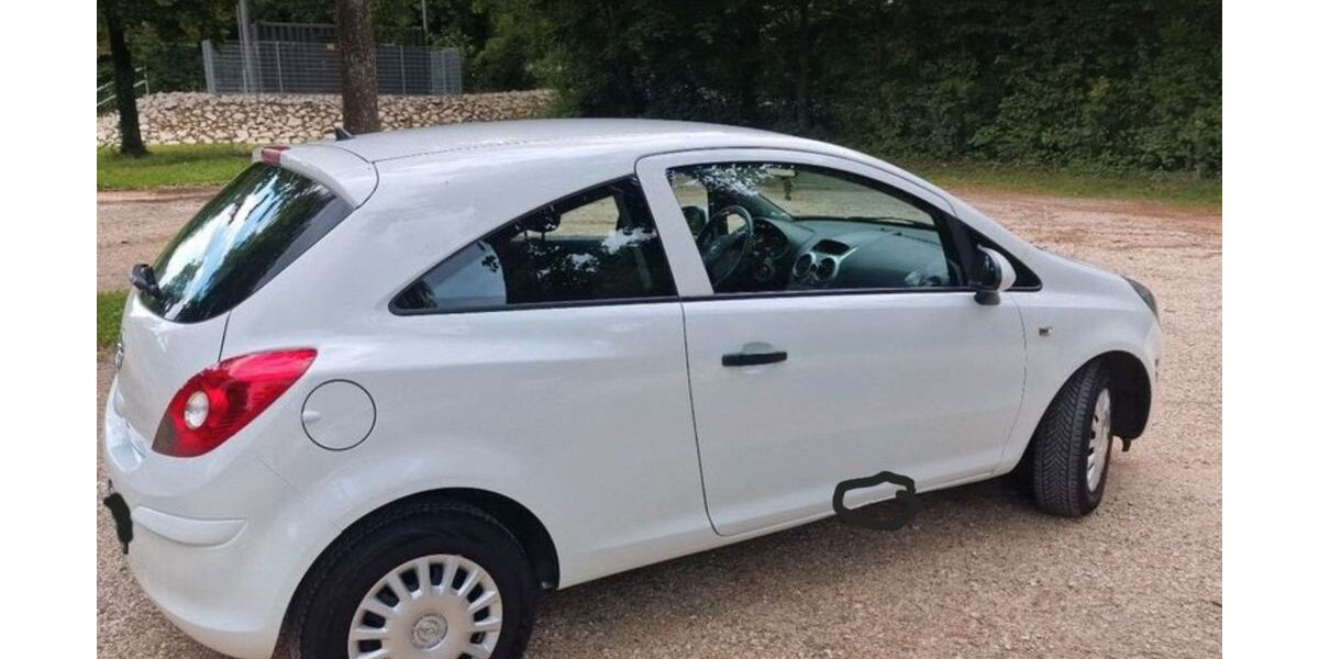 Opel Corsa 132.000 km 2.590 &euro; Günzburg 89312