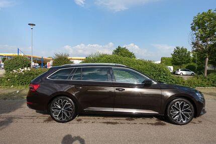 Skoda Superb 208.000 km 14.890 &euro; Neu-Ulm 89231