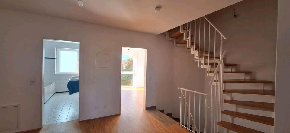 Reihenhaus Ulm Obertalfingen - 5 Zimmer, 120 m&sup2;, 1.600&euro; | Angebot:26264097