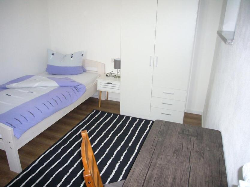 WG-Zimmer in EinliegerWohnung